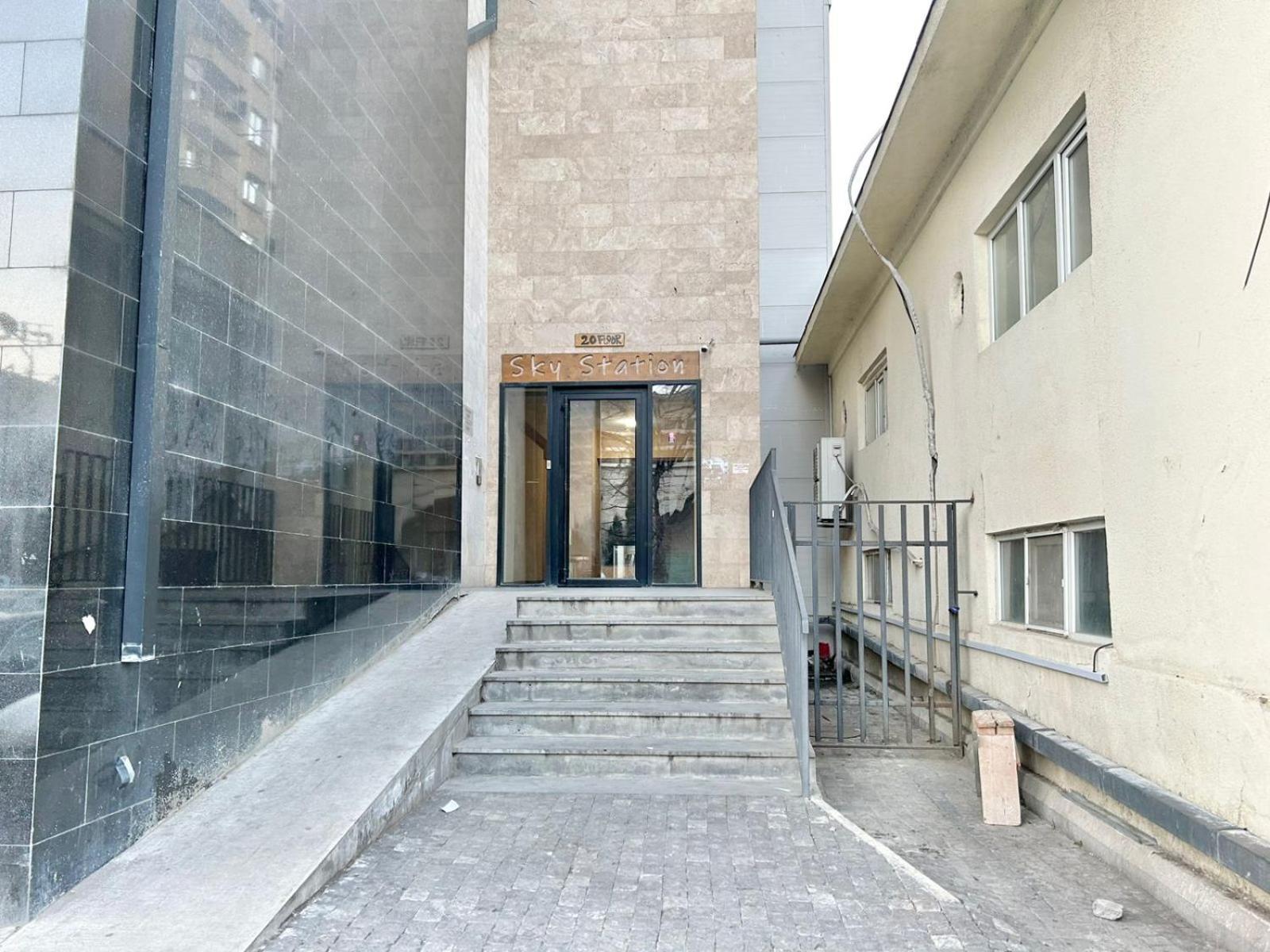 City Center - Next To Holiday Inn -2Br Apartment Тбилиси Экстерьер фото