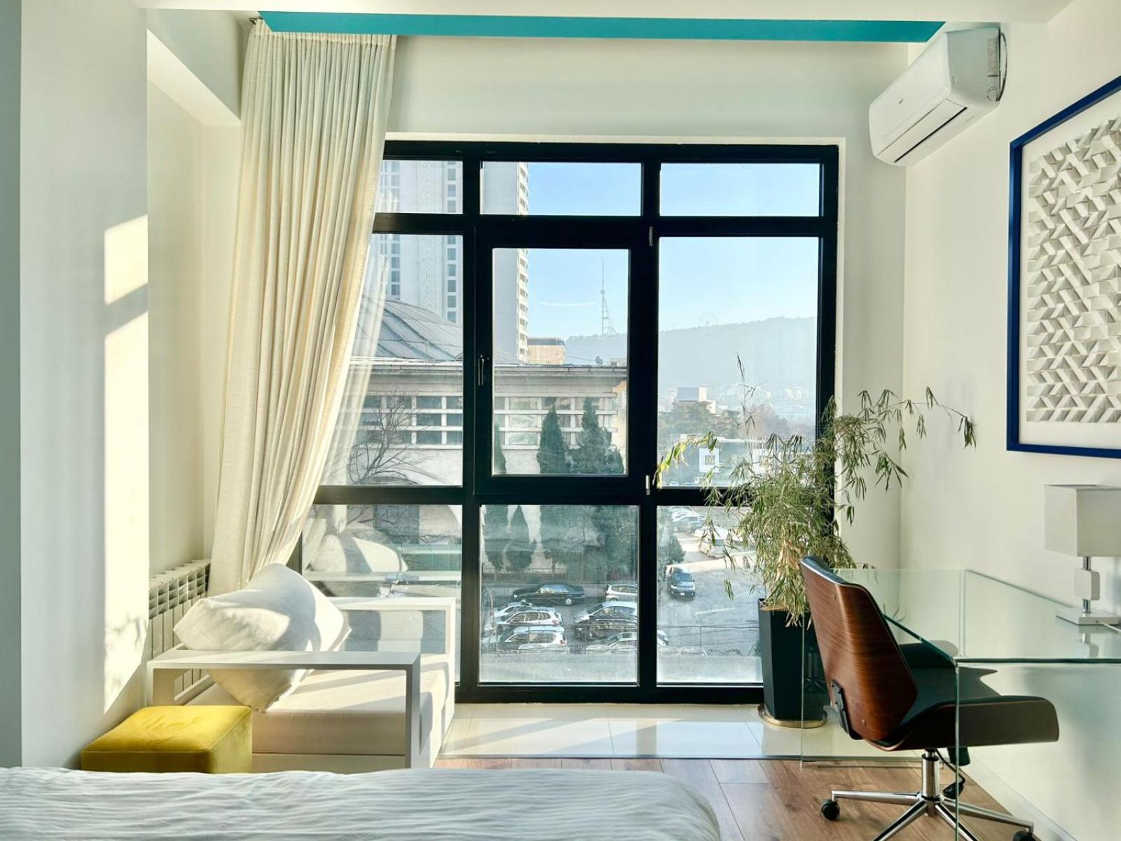 City Center - Next To Holiday Inn -2Br Apartment Тбилиси Экстерьер фото