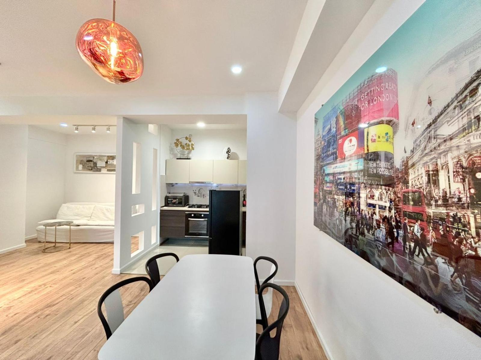 City Center - Next To Holiday Inn -2Br Apartment Тбилиси Экстерьер фото