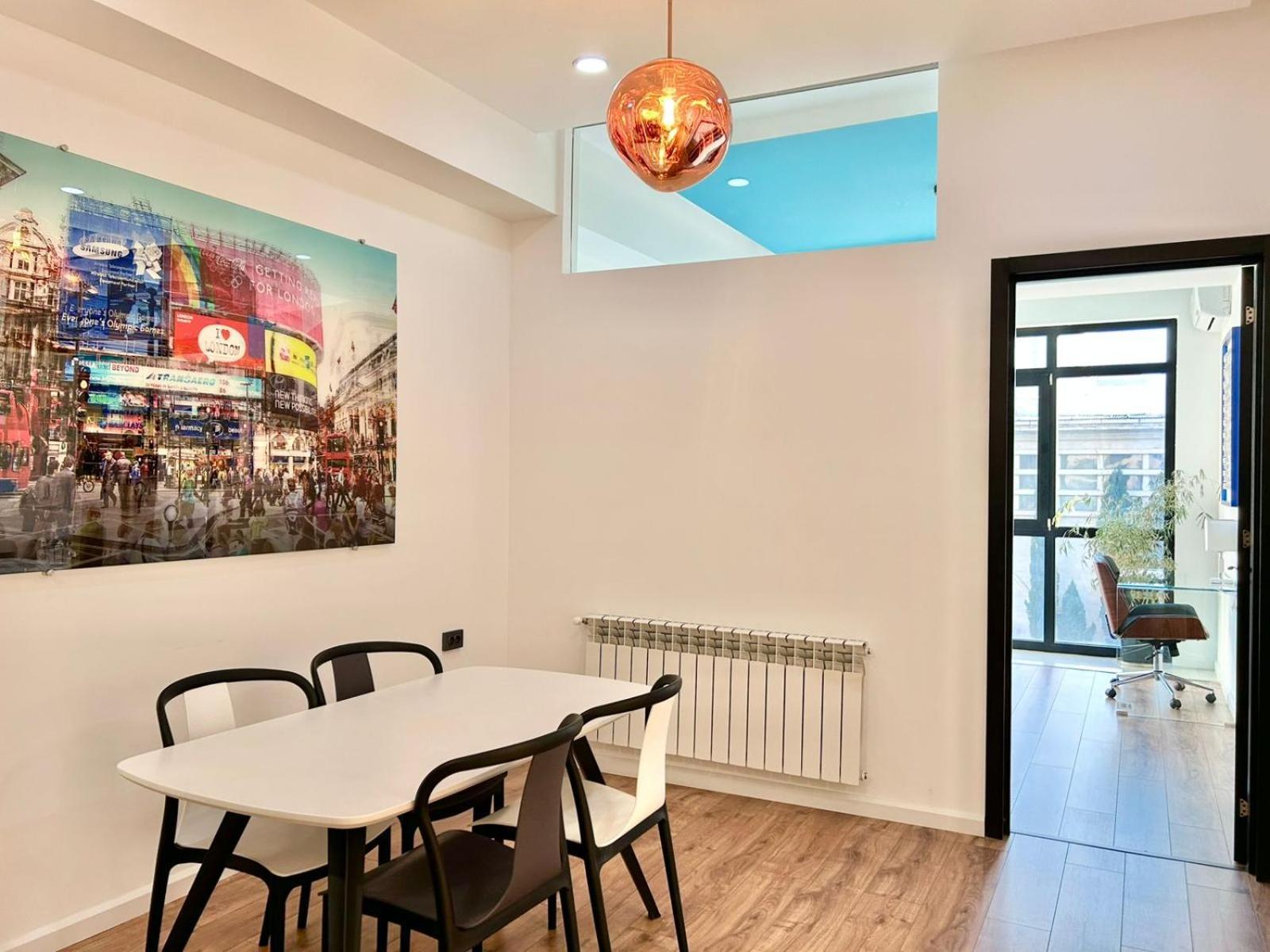 City Center - Next To Holiday Inn -2Br Apartment Тбилиси Экстерьер фото