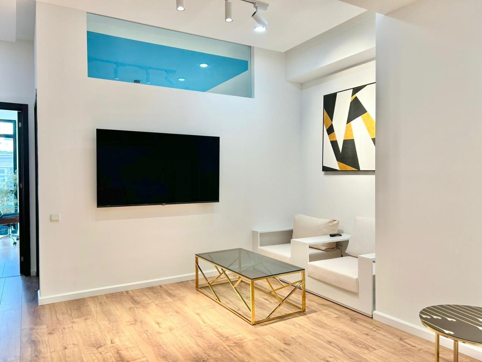 City Center - Next To Holiday Inn -2Br Apartment Тбилиси Экстерьер фото